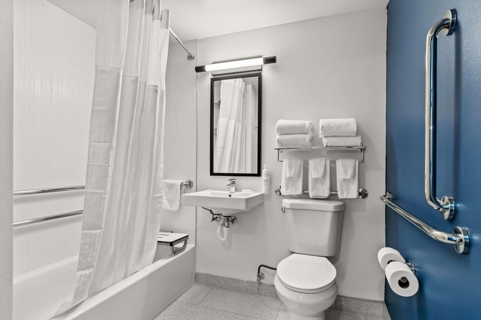 Spark By Hilton Hershey Near The Park Экстерьер фото